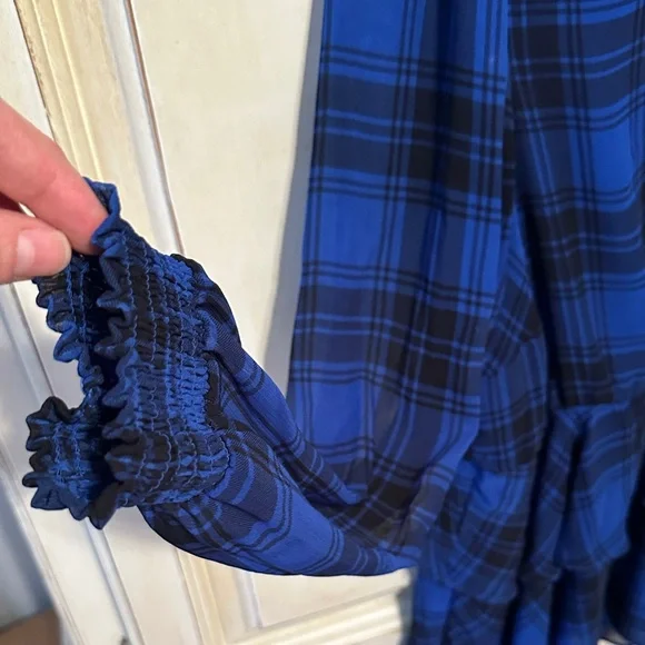 Crinkle Chiffon Smock Neck Ruffle Tiered Top - Picture 5 of 7